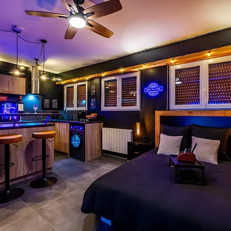 Bar Chic & Cosy - Centre Haguenau, Netflix & Wi-fi Fibre * אגנו